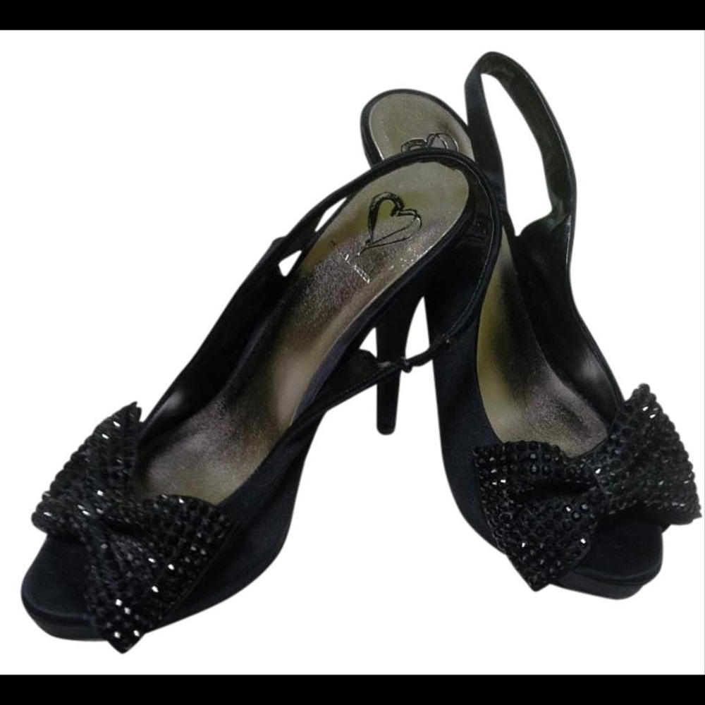 Steve Madden MINNII Bow Pumps SZ 8
